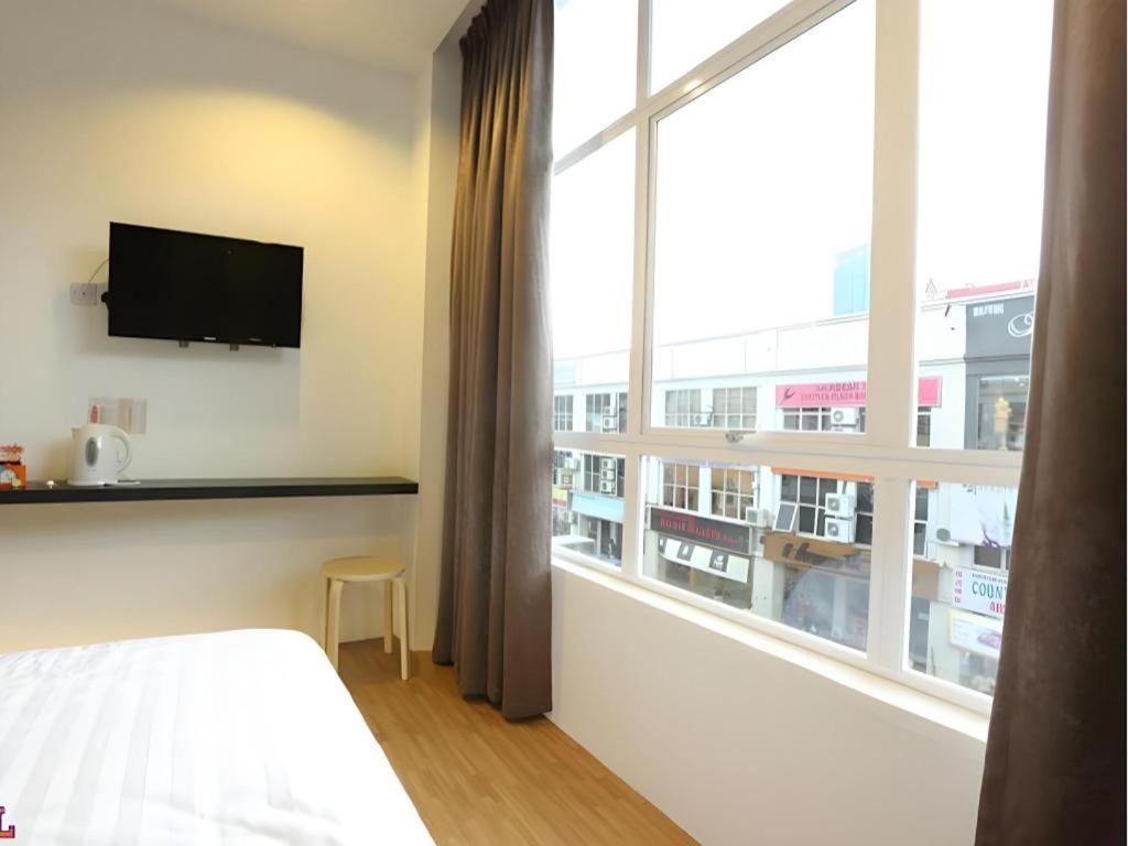 1 Hotel Taman Connaught Kuala Lumpur Exterior foto